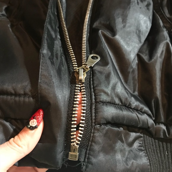 Black Down Jacket w/ Removable Hood - Picture 5 of 5